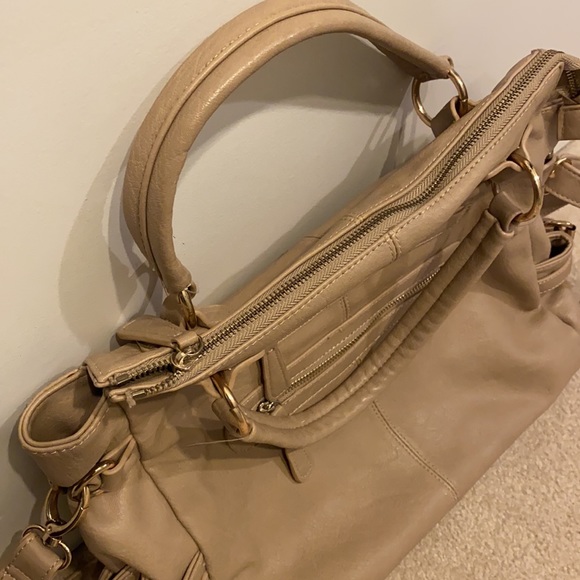Like New Tan Satchel with shoulder strap and gold hardware. - Picture 4 of 7